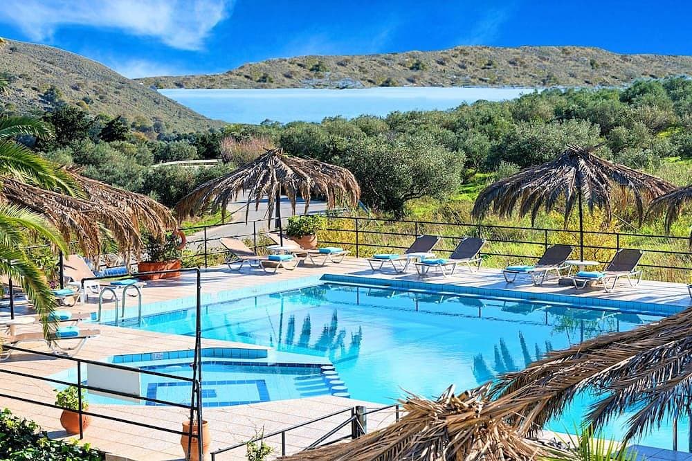Welcome Apts laid just 1600m away from the longest sandy beach of northern Crete and the touristic G... 1