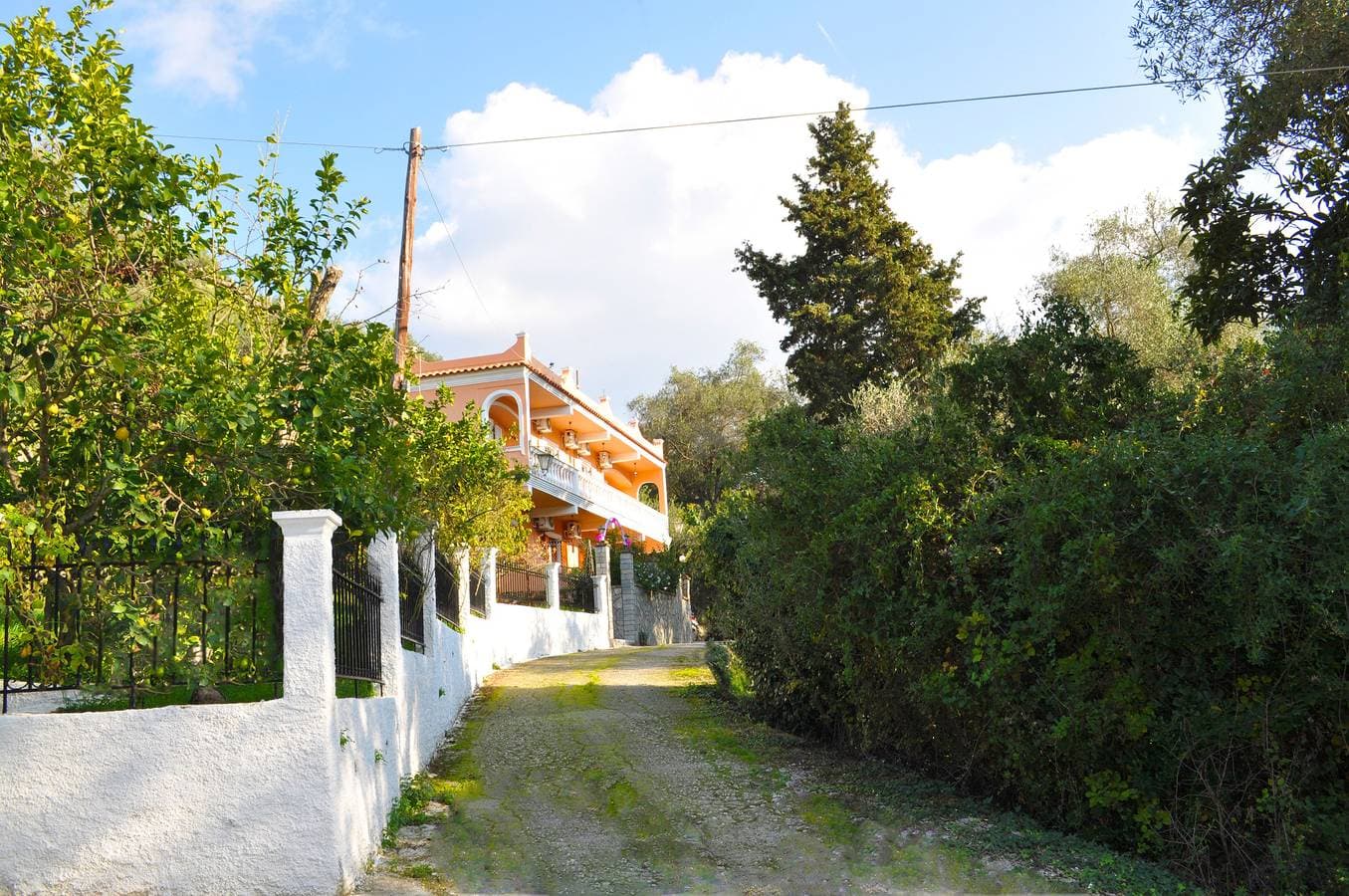 Foto 4 von 15: Ferienhaus Letta am Sandstrand von Agios Gordios in sehr ruhiger Lage
