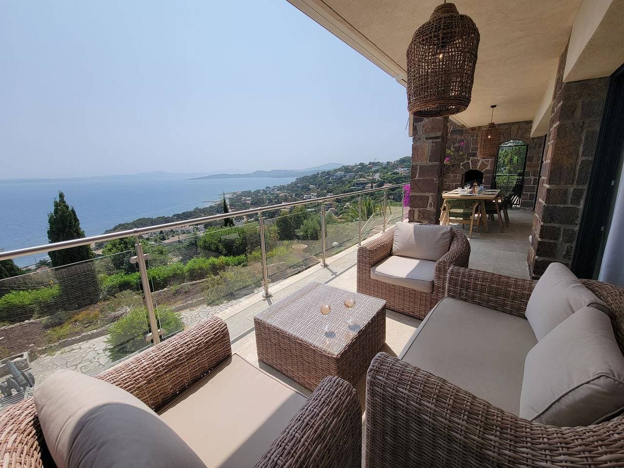Foto 6 von 32: Traumhafte Ferienoase mit atemberaubendem Meerblick, Pool und idealer Lage