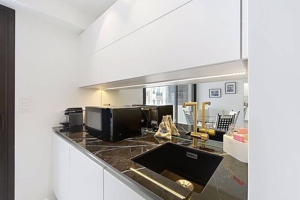 Foto 8 von 16: Cannes: charming studio Carlton area in a residence 3 min beaches Croisette