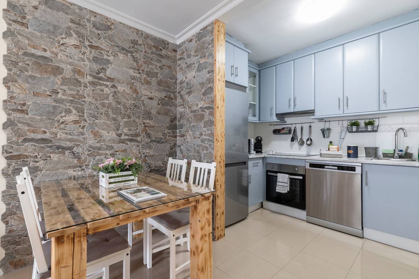 Foto 11 von 40: Ferienwohnung 'Morriña' mit privater Terrasse und Pool, 15 km von Santiago entfernt