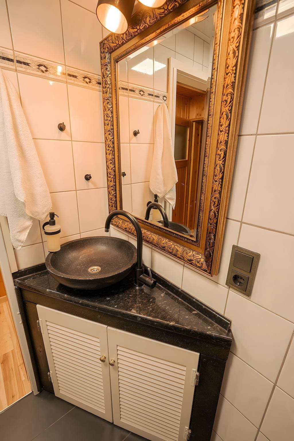 Foto 9 von 15: Ferienwohnung '2' mit privatem Garten und WLAN