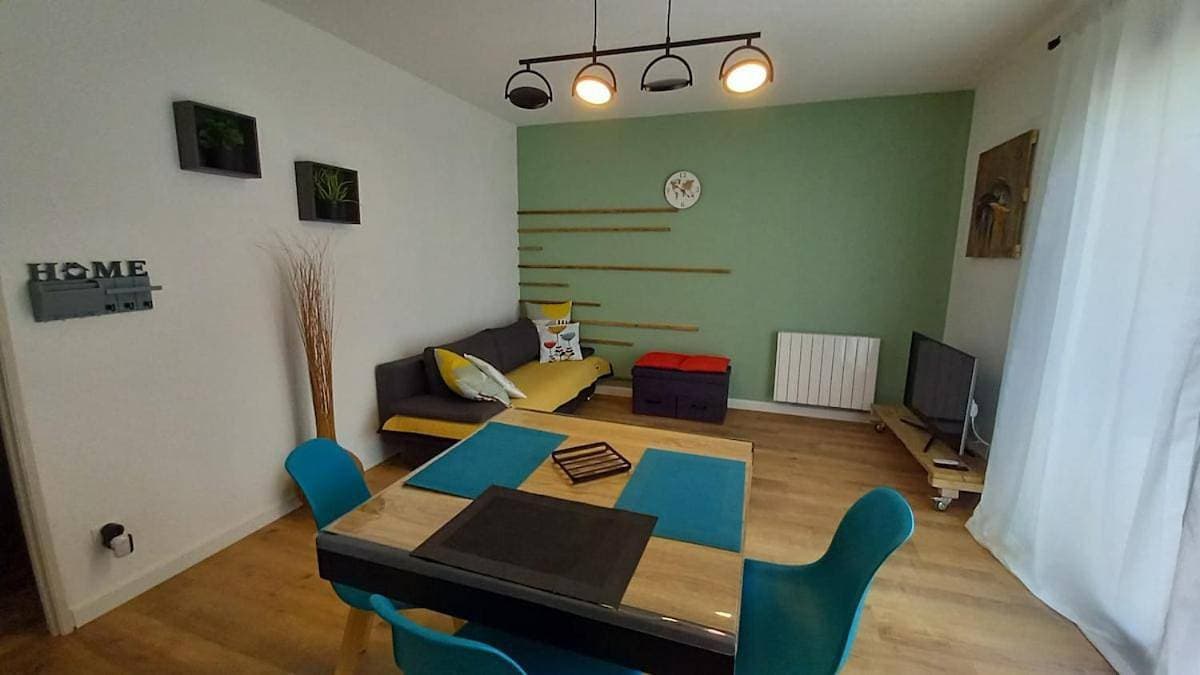 Foto 4 von 28: One-Bedroom Apartment with Terrace