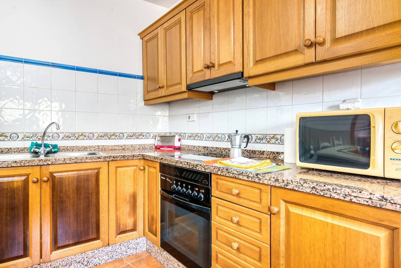 Foto 11 von 32: Ferienwohnung 'Carrebaix' mit Wi-Fi und Klimaanlage