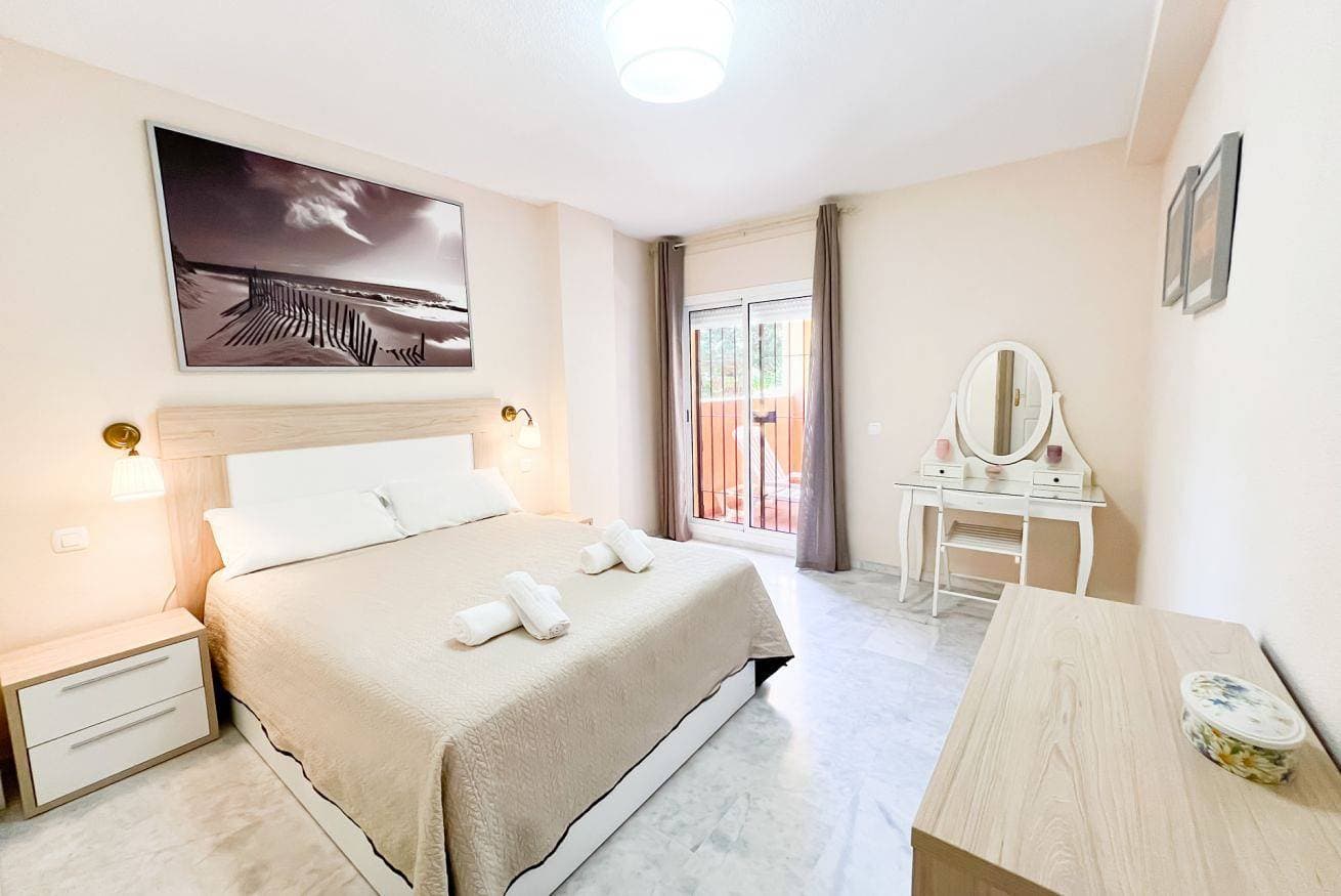 Foto 5 von 27: Familienstrand- und Golfapartment in Reserva de Marbella