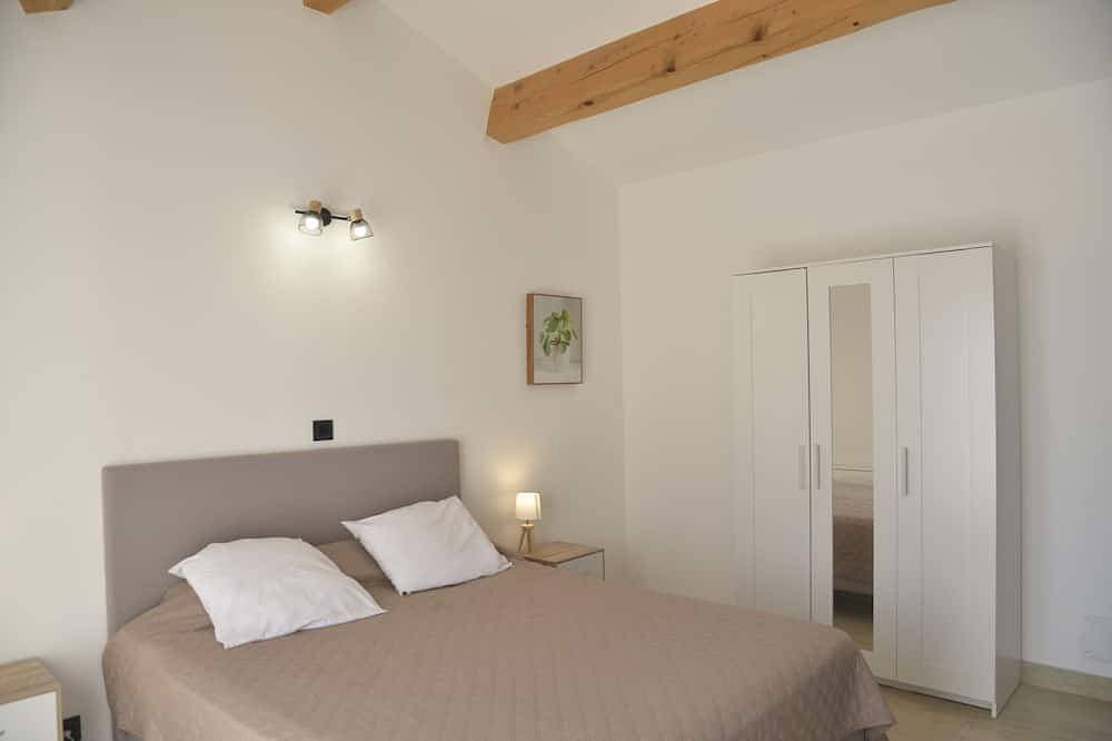 Foto 12 von 30: \"Charm and modernity: air-conditioned former sheepfold with heated swimming pool,