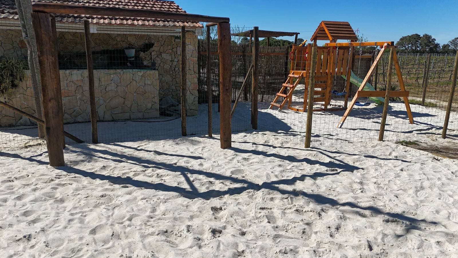 Foto 6 von 23: Casa Arinto – Geräumiges, ruhiges Refugium zwischen Weinbergen mit Lounge & Gemeinschaftspool