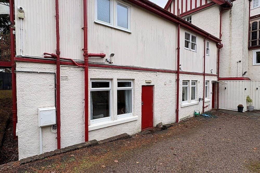 Foto 12 von 24: Annex-Budget-Doppelzimmer-Gemeinsames Badezimmer