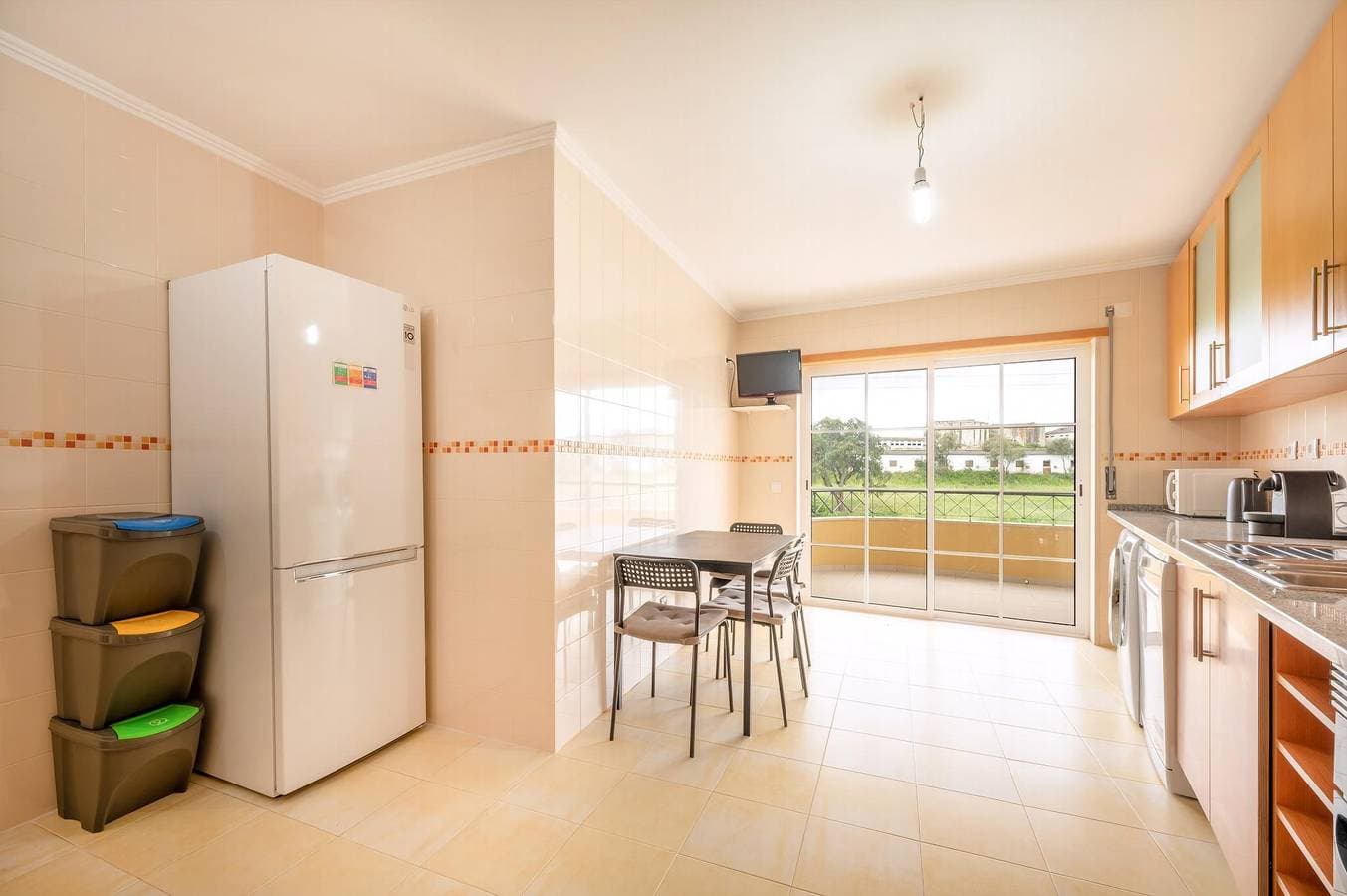 Foto 12 von 30: Ferienwohnung für 5 Personen mit Balkon