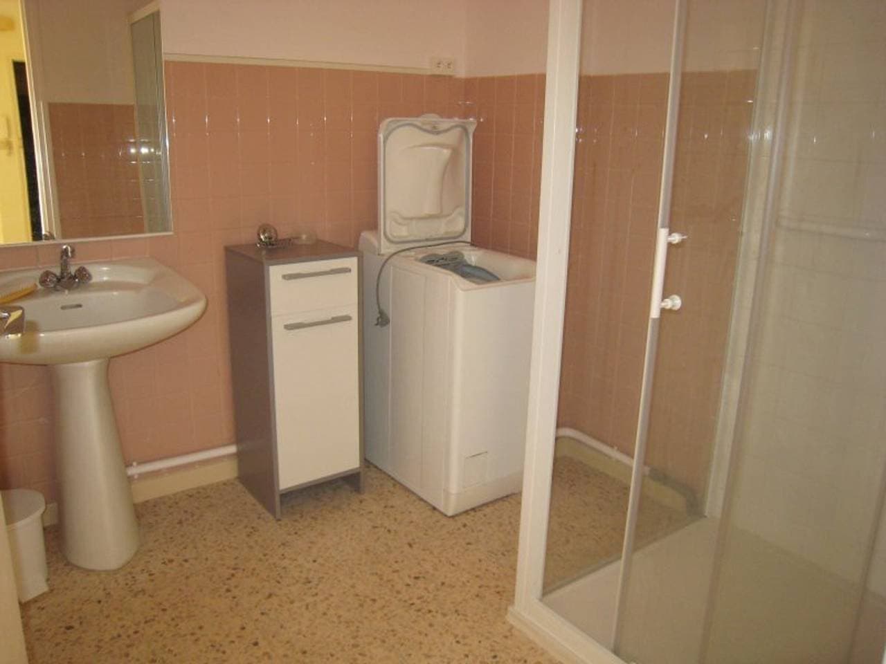 Foto 8 von 11: F2 mit Terrasse und Parkplatz, Haustiere erlaubt - Amélie-les-Bains