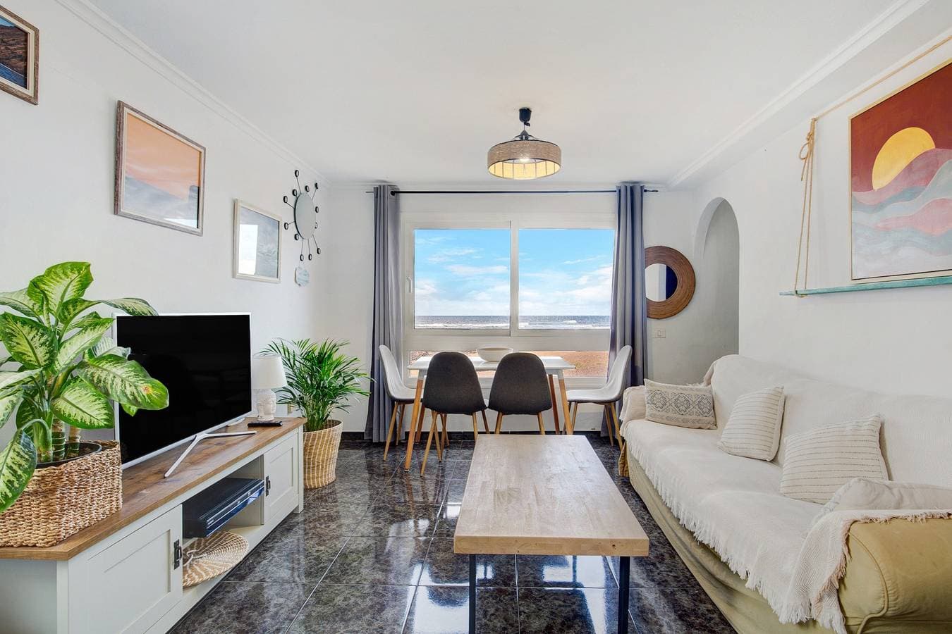 Foto 4 von 27: Apartment 'El Cotillo Mar Beach' mit Meerblick, Terrasse & WLAN