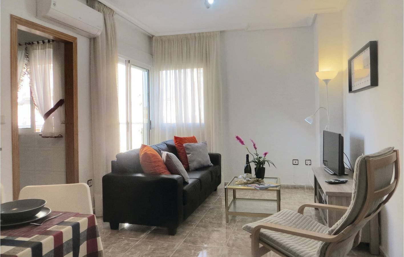 Foto 3 von 13: Apartment am Pool mit AC und Terrasse, 1,5 km zum Strand