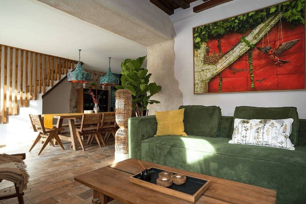 Foto 12 von 30: Between the mountains and the sea, a profound and eco-chic nature experience in