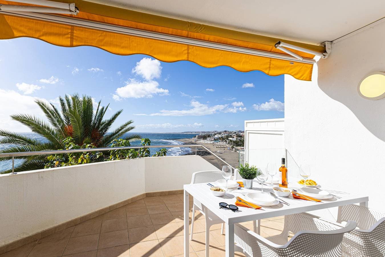 Nueva Suecia 523 by VillaGranCanaria 1