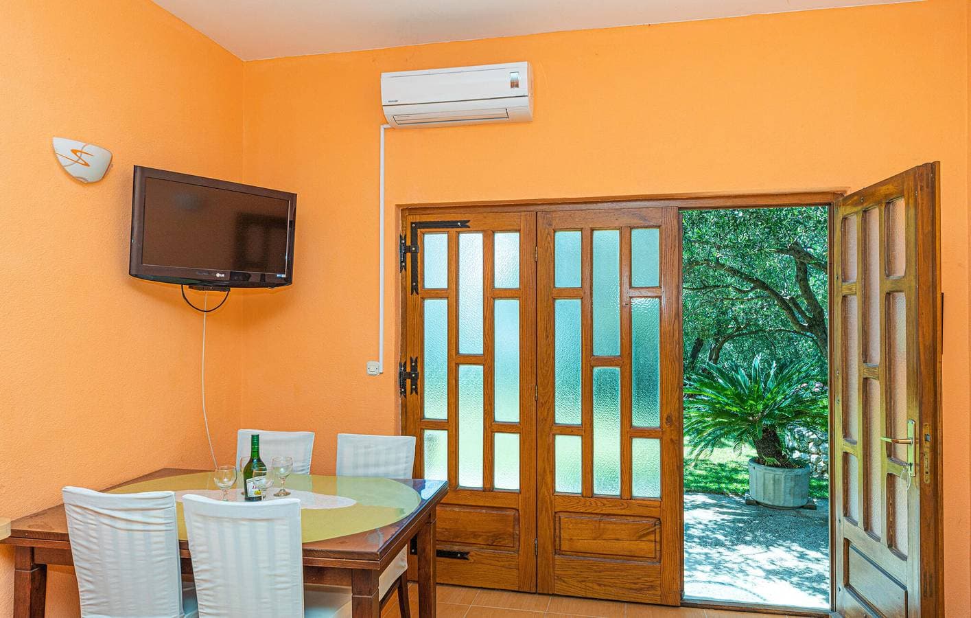 Foto 10 von 22: Ferienwohnung mit Panoramablick in Makarska – in Küstennähe und mit guter Gastronomie