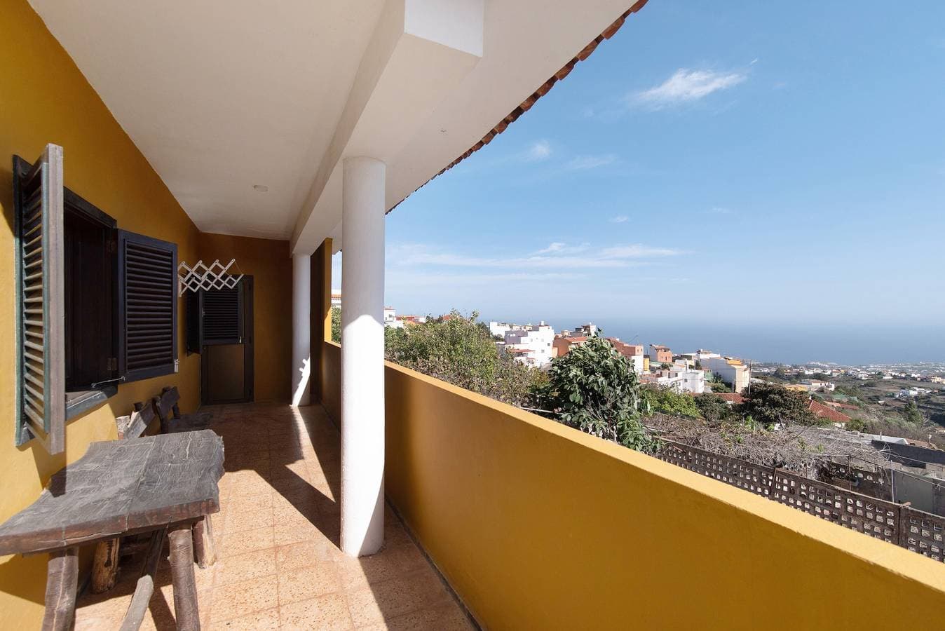 Foto 11 von 17: Ferienwohnung 'Apartamento Brownie' mit Meerblick, privater Terrasse und WLAN