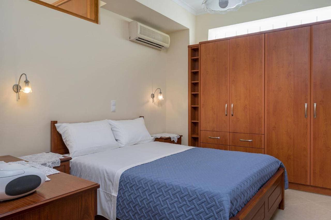 Foto 4 von 21: One-Bedroom Apartment with Balcony and City View