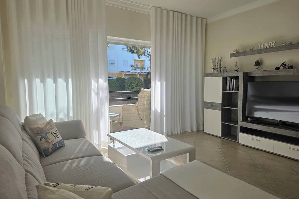 Lovely Holiday Apartment 1