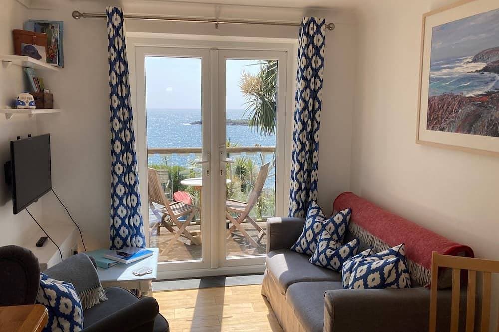 Foto 3 von 24: Luxus Ferienwohnung mit Meeresausblick in Rosamunde Pilcherland
