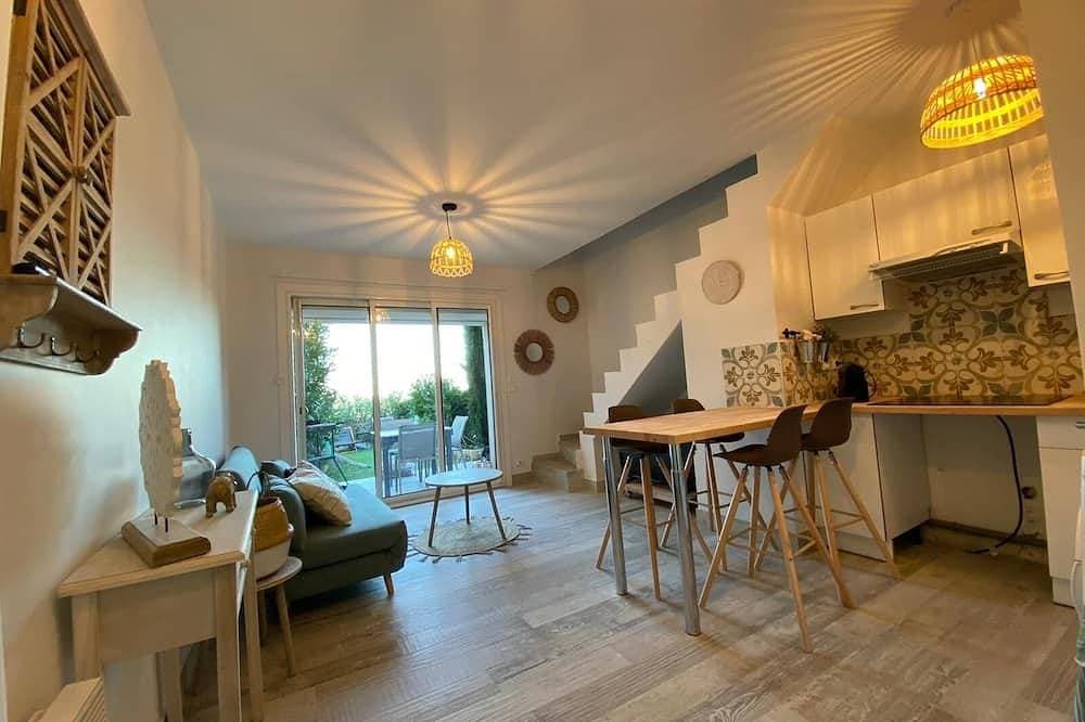 Foto 4 von 16: Haus mit Meerblick, Pool, Garten und Tennis - für 4 Personen