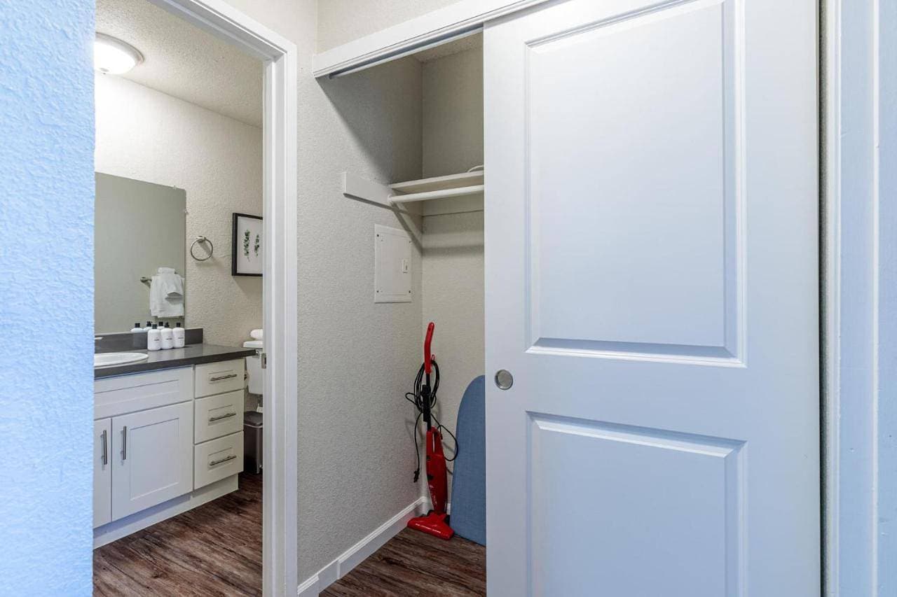 Foto 11 von 20: Pet-Friendly 1Br Apartment in Alameda + Parking