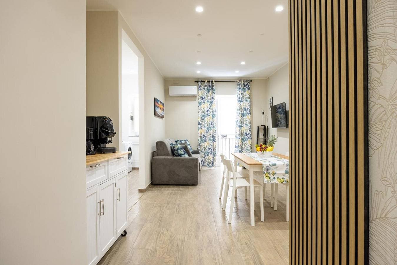Foto 4 von 12: Marina Home – Zentrale, ruhige Wohnung im historischen Palermo