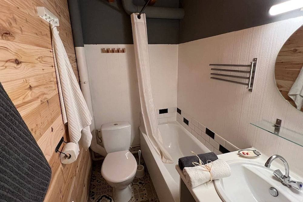 Foto 4 von 6: 4 Chambres: 85 m2 + 35 m2 de Terrasse sur les Pistes: de 8 a 12 Personnes