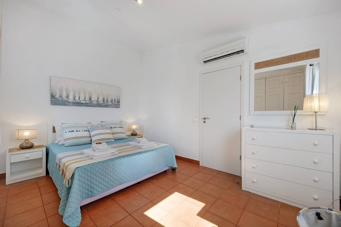 Foto 11 von 39: Villa „V-Blue“ mit privatem Pool, WLAN und Klimaanlage