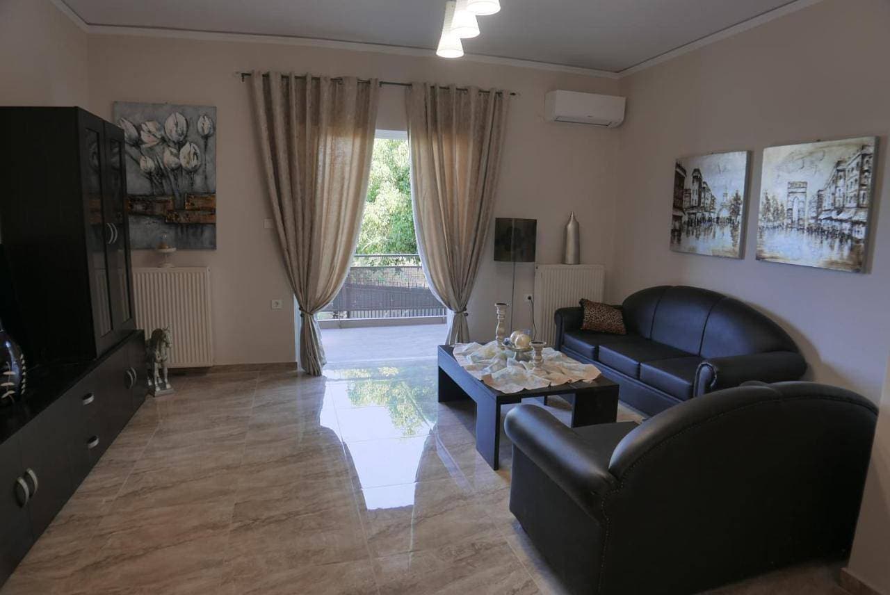 Cozy Apartment in Chania 1