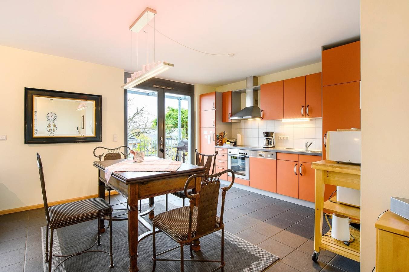 Foto 8 von 35: Ferienwohnung 'Anke' mit Privatterrasse, Balkon und Wi-Fi