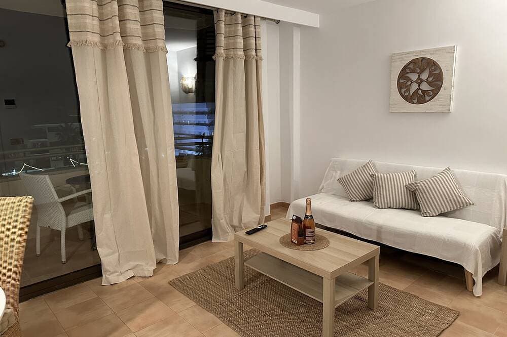 Foto 4 von 11: Schönes Apartment mit seitlichen Meerblick - Strandnah /Fussgängerzone