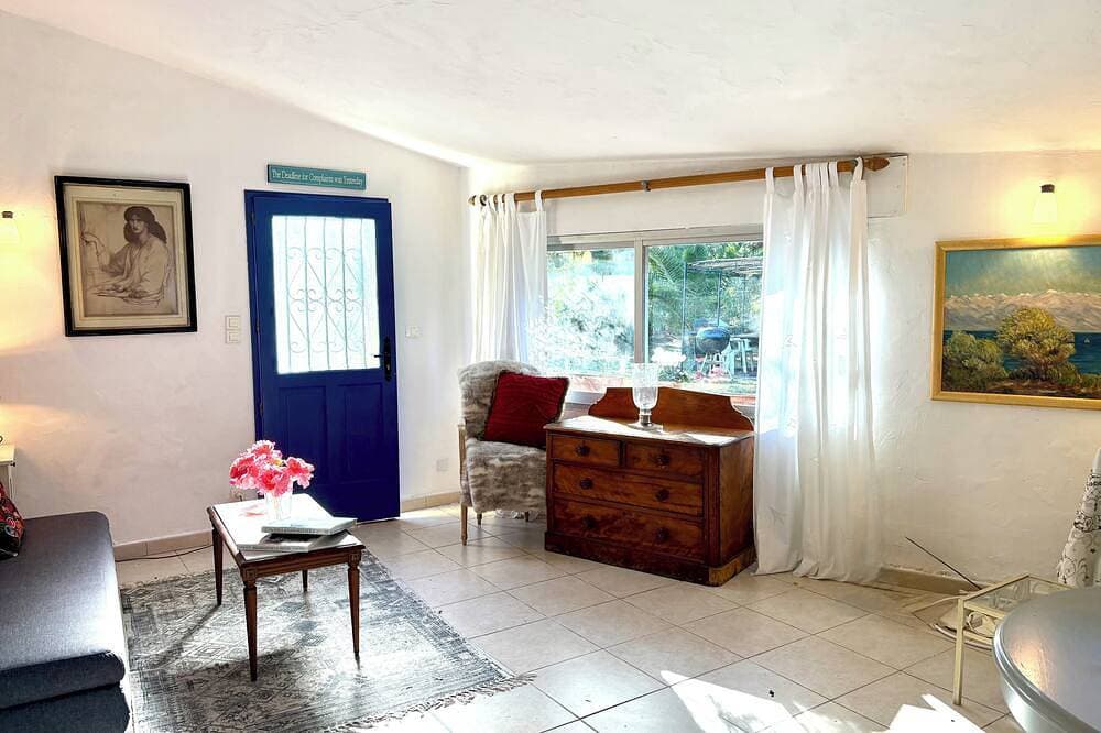 Foto 6 von 26: Sweet Pea sunny cottage in Vence with pool garden private parking