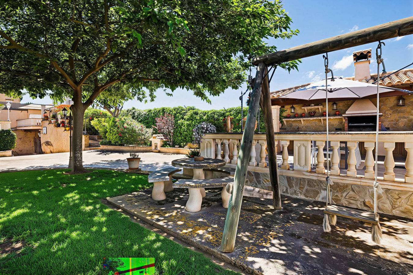 Foto 4 von 40: Villa für 8 Personen mit Pool