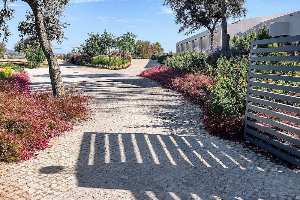 Foto 8 von 27: Suites Sunny Hill fur einen wunderbaren, unbeschwerten Urlaub an der Algarve