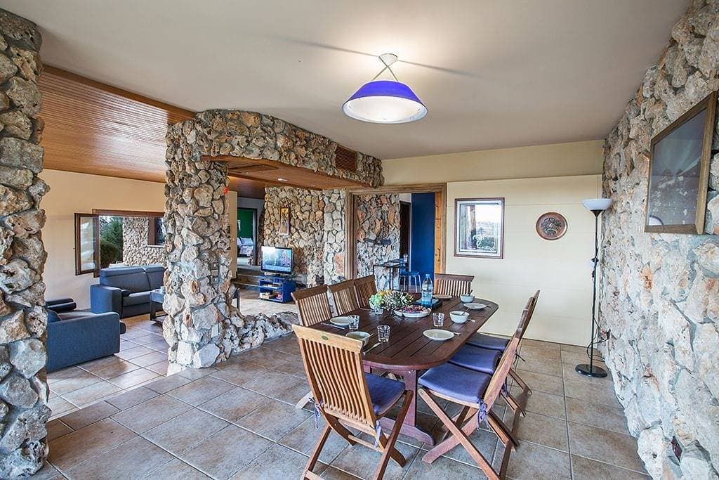 Foto 11 von 30: Villa für 10 Personen mit Garten