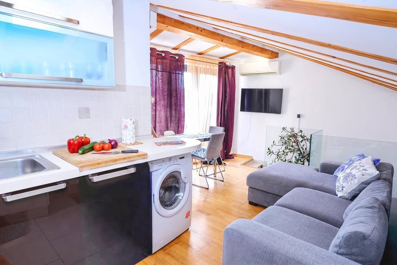 Foto 4 von 23: Casa Terrazza in Historic Koper with Sea View