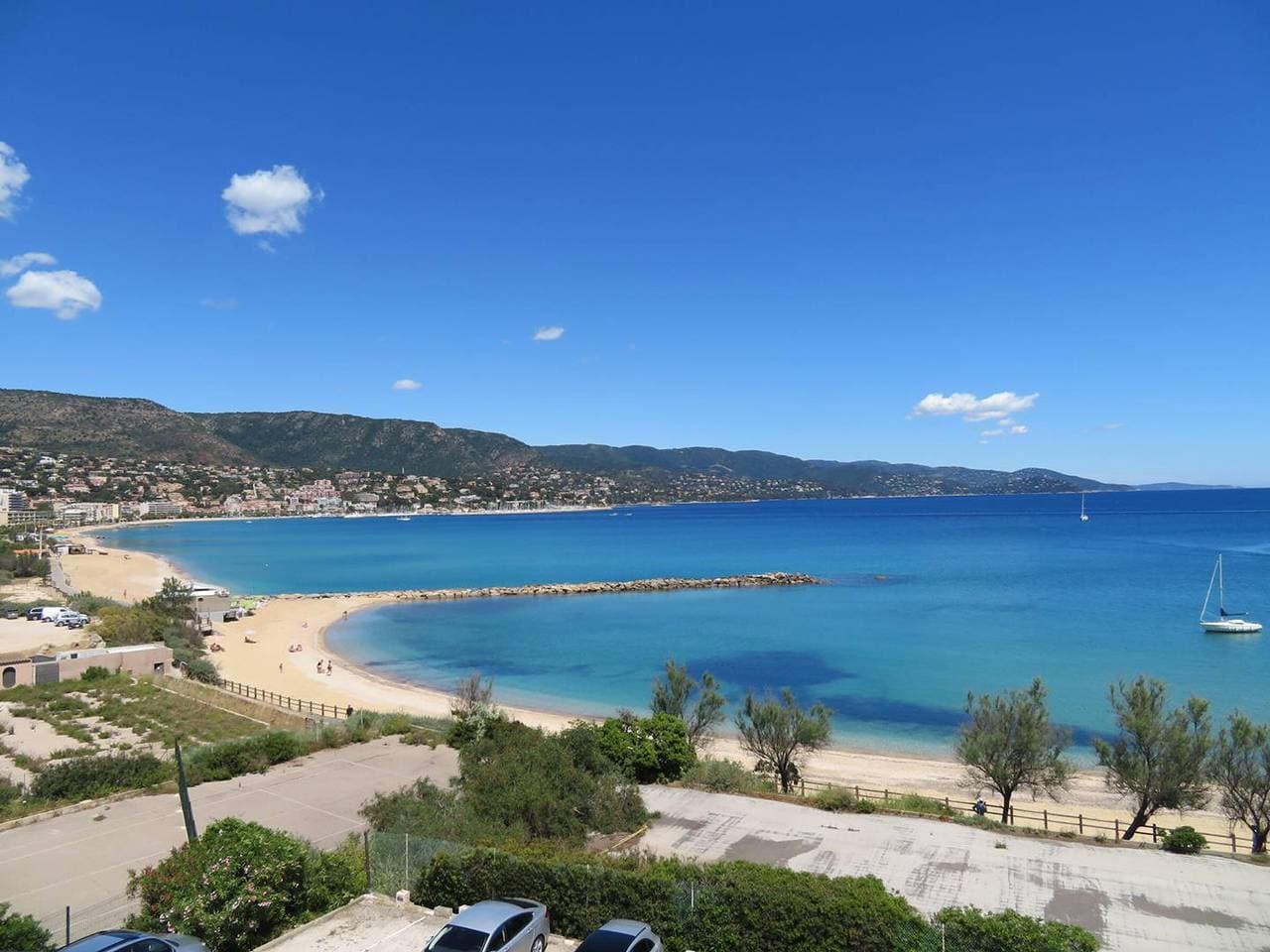 Foto 13 von 17: Renoviertes T2 Duplex 20m vom Strand mit Meerblick, Parkplatz und WIFI