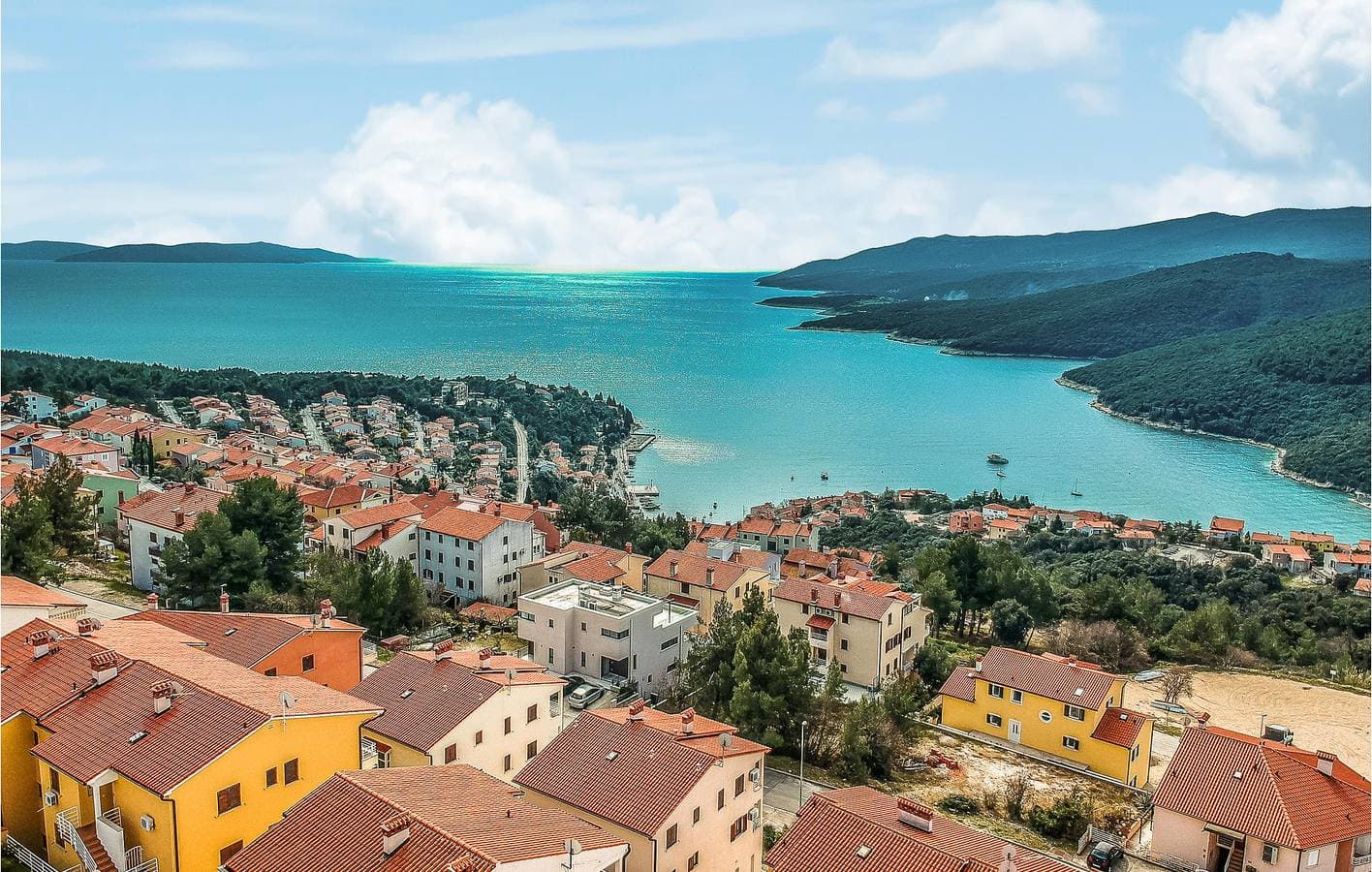 Foto 2 von 27: Schickes Apartment mit Terrasse, 700 m vom Strand entfernt und mit moderner Ausstattung