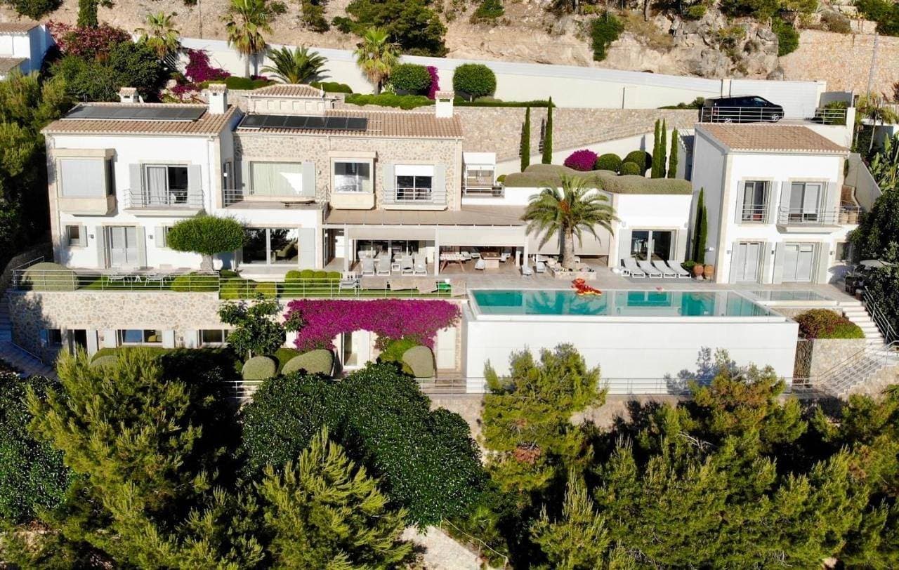 Foto 3 von 41: Luxury 6 Bedroom Villa with Superb Sea Views, Mallorca Villa 1014