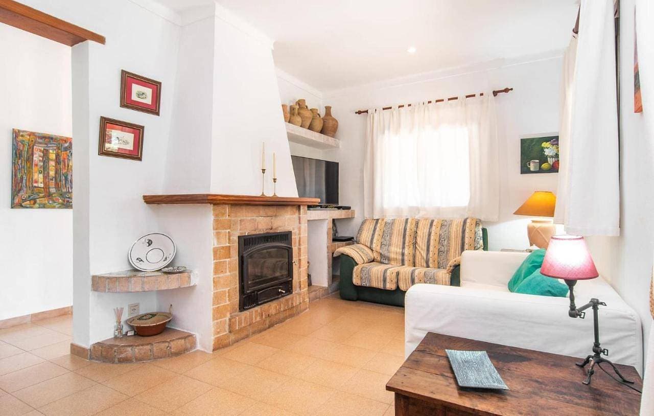 Foto 6 von 22: Three-Bedroom Holiday Home