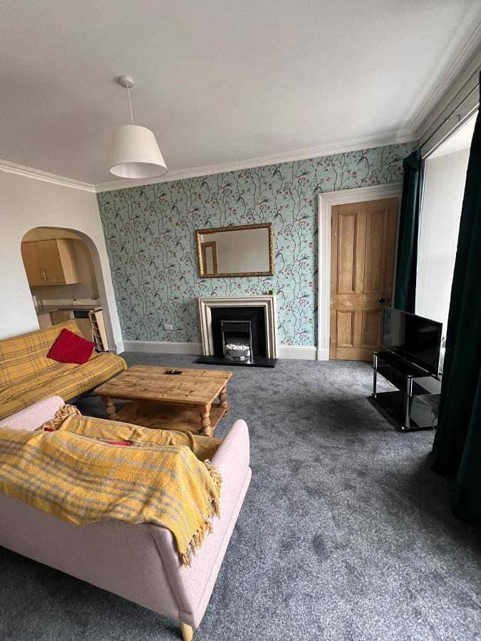 Corporate Stays 2 bedroom Dunbar Serviced Apartment 1