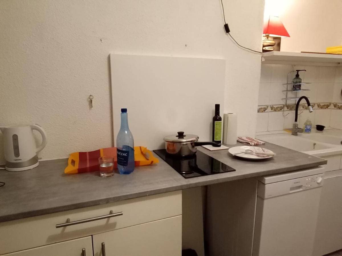 Foto 2 von 12: Two-Bedroom Apartment with City View