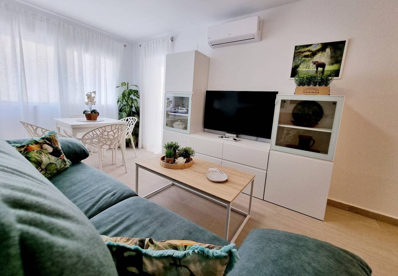 Foto 4 von 37: Modernes Apartment Nur Wenige Schritte vom Strand Los Locos Entfernt