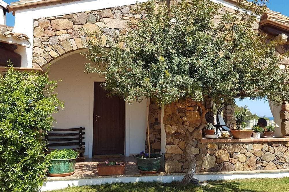 Foto 7 von 30: 400 Mt Beach Single Villa Sea View With Private Pool