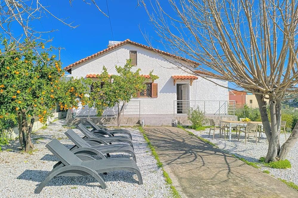 Charming house 8 minutes walk from Almyrida  beach- Parking - Starlink Internet 1