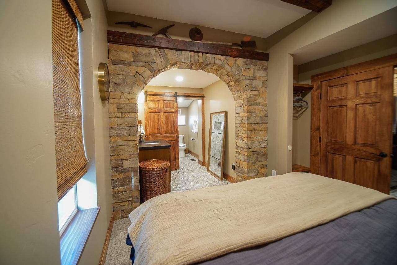 Foto 11 von 39: Three-Bedroom House