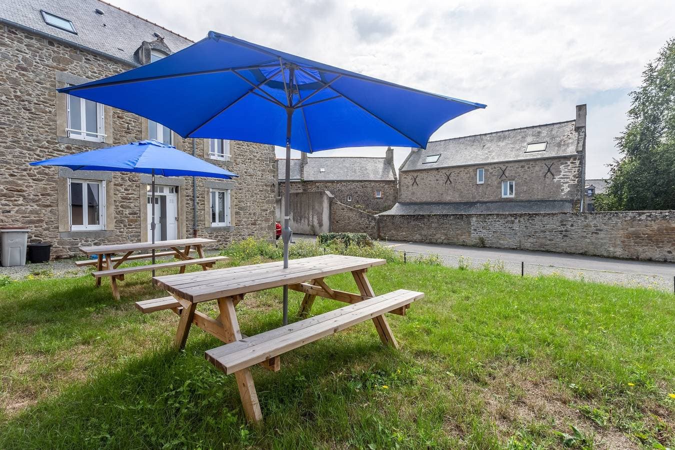 Foto 12 von 16: Ferienwohnung für 4 Personen mit Garten
