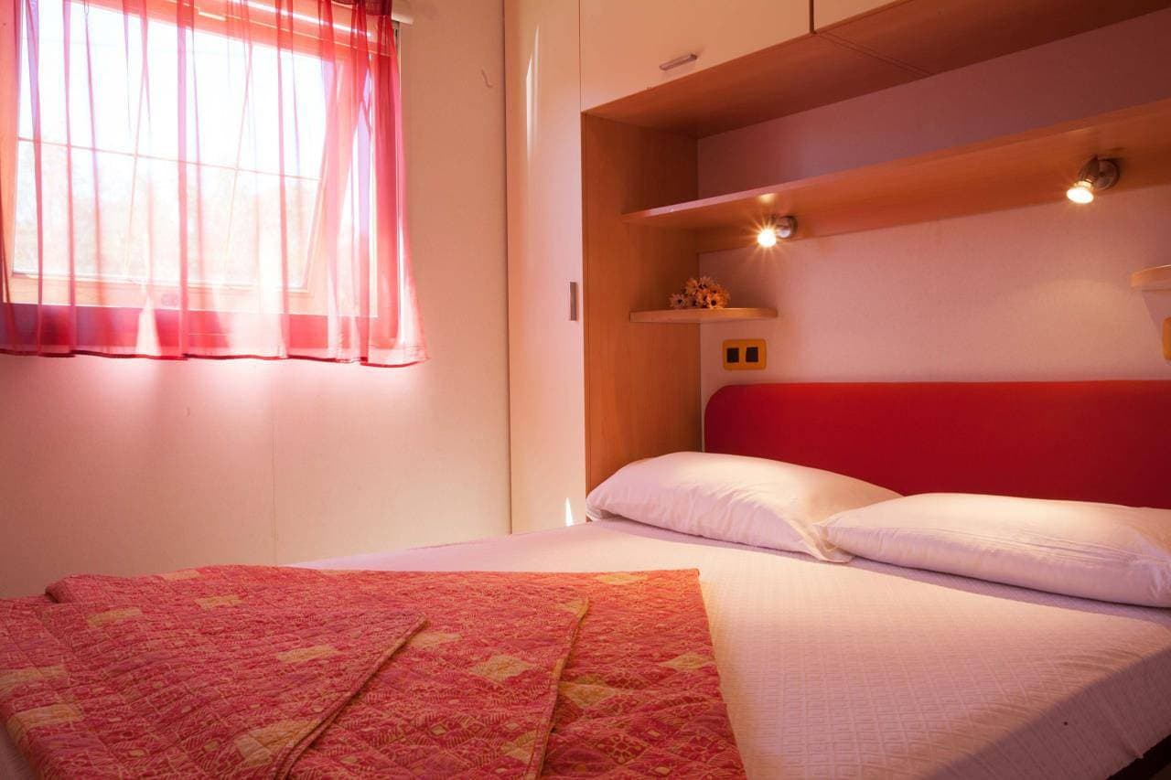 Foto 5 von 35: Camping Village Capo d'Orso Baia Lux für 5 Personen