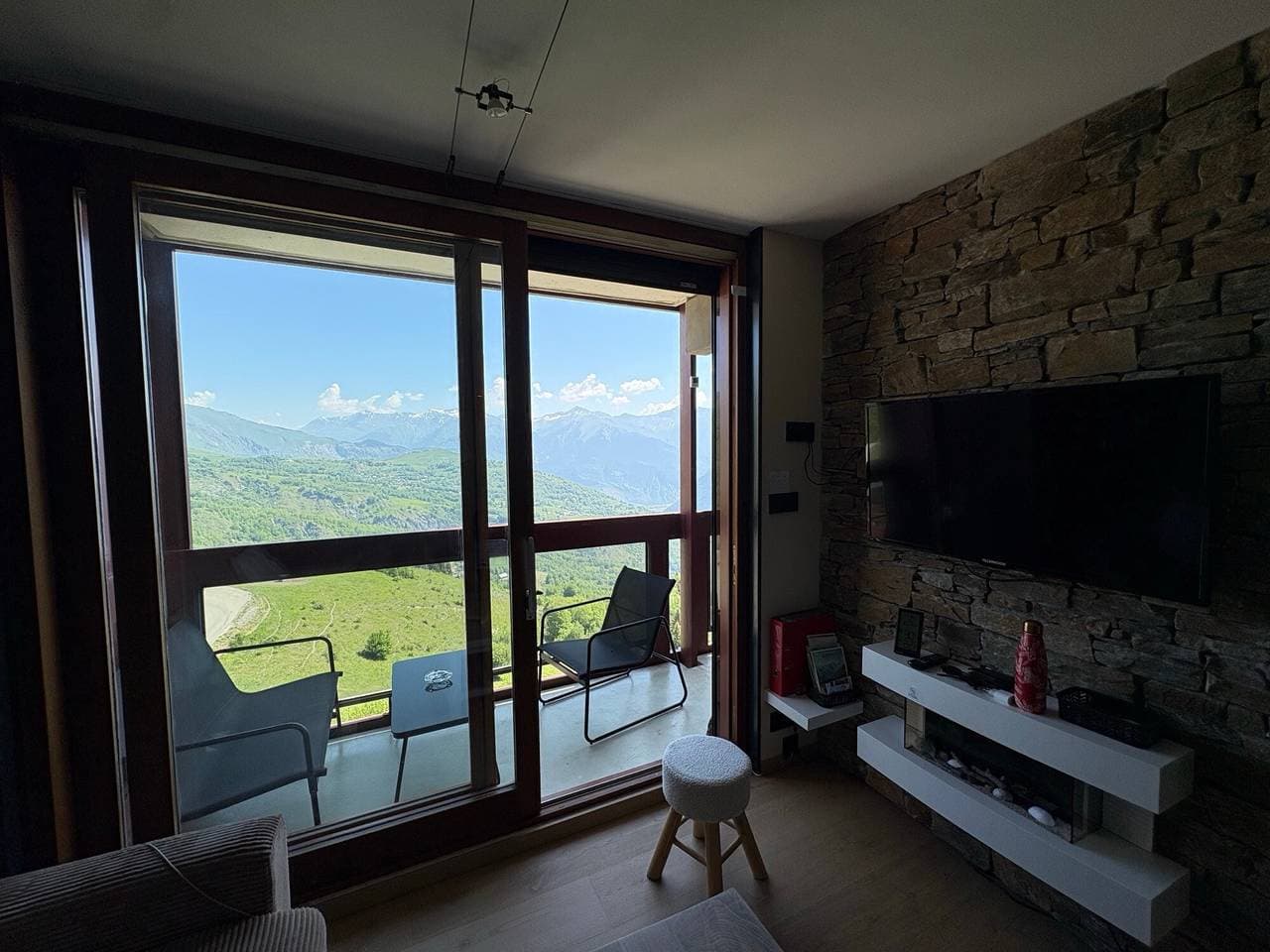 Foto 2 von 21: Flocons 48 Le Corbier – Komfortables neues Apartment direkt an der Skipiste