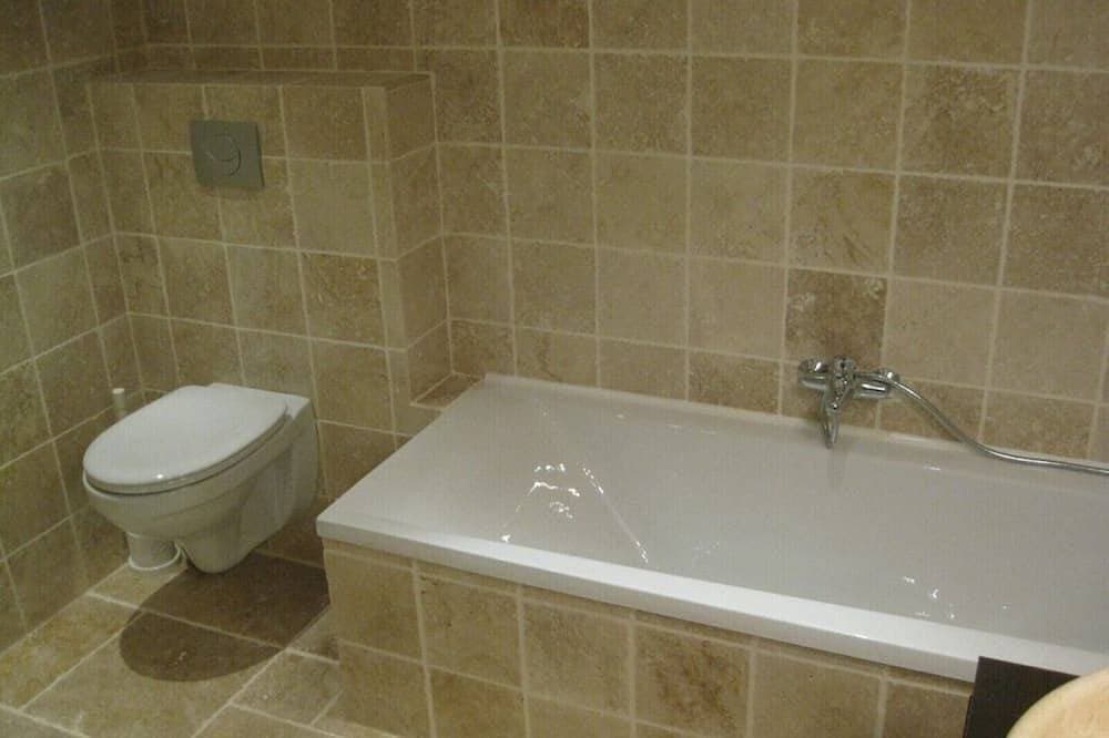 Foto 5 von 30: Villa with sea view and heated pool in Rayol -Canadel wifi 3 or 5 Bedrooms